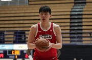 杨瀚森G联赛半场15分钟，投篮8中8得到17分3篮板2助攻1抢断
